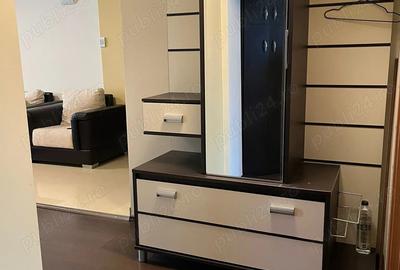 Inchiriez apartament zona SIF - 9
