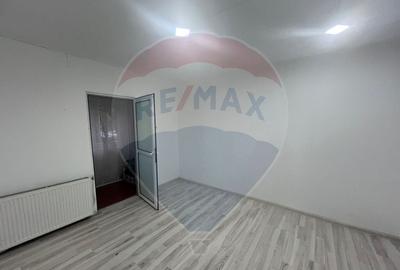 Spa?iu comercial de 60mp de inchiriat in zona Obor - 9