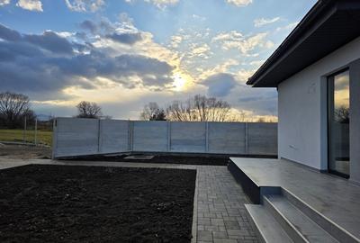 Casă individuală cu 4 camere cu Canalizare în Stupini - 16