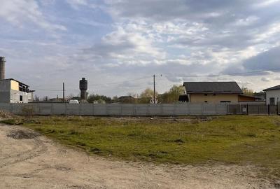 Teren de 1100 mp, în Central - 7