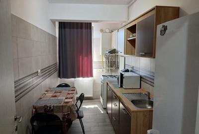 Garsonieră decomandată în Runcu