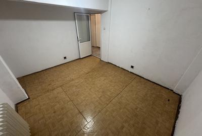 Apartament 3 camere zona Far - 3