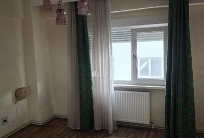 Exclusivitate! 3 camere, decomandat, str. Aries - 9