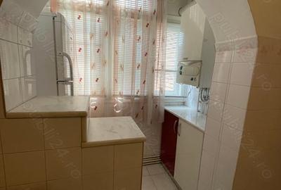 Apartament cu 3 camere decomandat în Aurel Vlaicu - 3