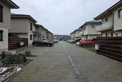 Casă cu 6 camere cu Teren 297 Mp în 1 Decembrie - 9
