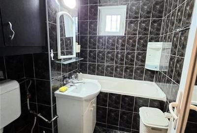 Apartament 2 camere decomandat, zona Rovere Tomis Nord - 11