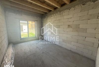 Casă cu 4 camere cu Teren 433 Mp în Teiu - 8