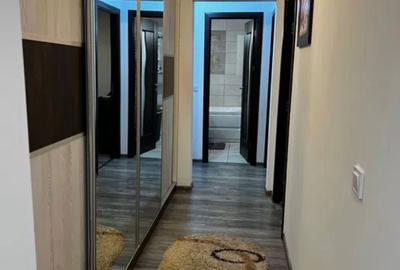 Apartament cu 3 camere decomandat în Alexandru cel Bun