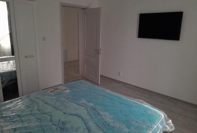 Casă cu 3 camere cu Teren 250 Mp în Central - 2