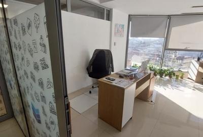 Centru - Bd. Mamaia , spatiu IDEAL BIROURI in cladire reprezentativa , 440 mp. - 4