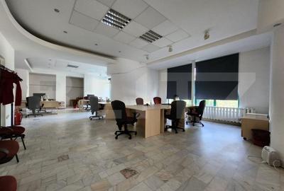 Spatiu comercial de Inchiriat, 246 mp, zona Tribunal - 3