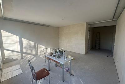 Apartament cu 3 camere decomandat în Andrei Mureșanu - 2