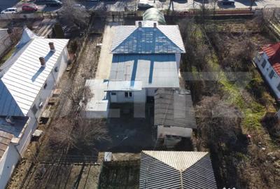 Casă cu 4 camere cu Teren 809 Mp în Central - 15