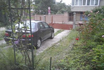 Vand nivel casa, in imobil triplex, cu curte auto si intrare separata, ultracentral, Brasov - 10