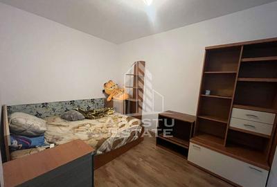 Apartament cu 2 camere, semidecomandat, etajul 2, zona Sa...