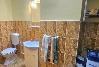 Spatiu comercial de vanzare/inchiriere - 2 camere, 33 mp, parter, zona Port - 3