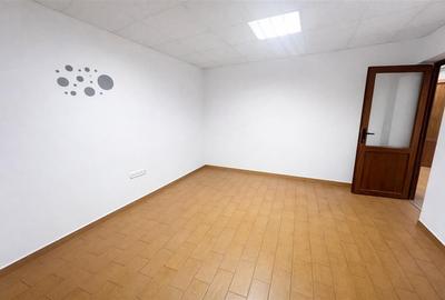 Apartament cu 3 camere decomandat în Calea Dumbrăvii - 12