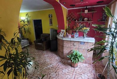 Casă cu Teren 270 Mp în Central - 7