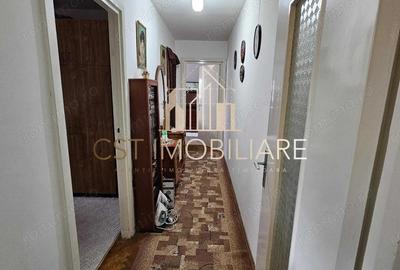 Va^nd apartament 3 camere Timis?oara, Circimvalat?iunii 1 - 3