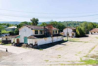 Spațiu industrial, de 3,139 mp, în Răducăneni - 8