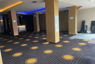 Spațiu comercial, de 200 mp, în Micro 17 - 2