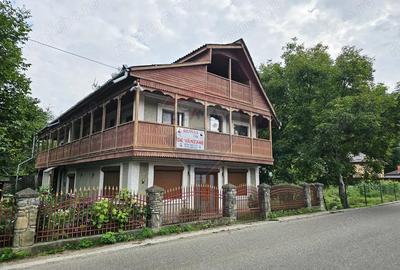 Casa solida din caramida, mobilata, garaj, teren generos Tarcau - 15