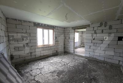 Casa la tara de vanzare, cu 13 ari de teren, la 40 km de Bi - 31
