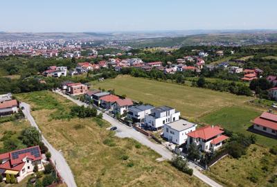 Ultima parcela pe Mihai Romanul PUZ aprobat, strada asfaltata - 5