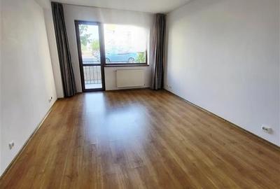 Apartament 2 camere, decomandat, terasa spre gradina, Tractorul, Brasov - 2