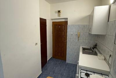 Garsonieră semidecomandată în Central - 3