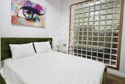 Apartament cu 3 camere semidecomandat în Ultracentral