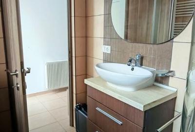 Casă cu 4 camere cu Canalizare în Central - 13