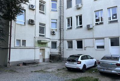 Spațiu comercial, de 35 mp, în Horea