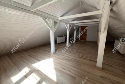 Cabana cu 7 camere 7 bai si teren 1000 mp in Avrig zona Mlaci - 23
