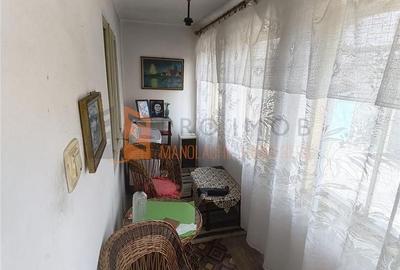 Casă cu 4 camere decomandat în Strezeni - 6