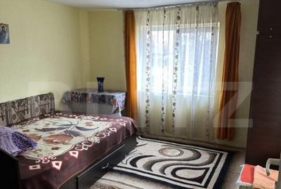 Casa cu 3 camere, zona Isvarna - 12