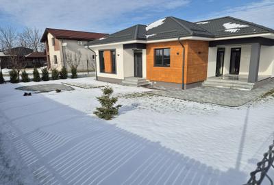 Teren intravilan de vanzare-Ciocanesti Dambovita ,zona linistita in cartier nou - 1