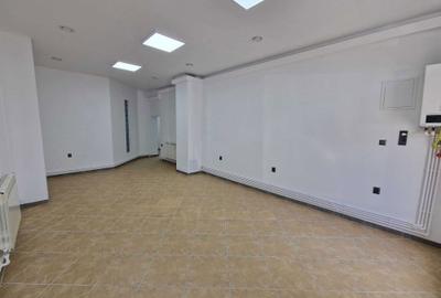 Spațiu comercial, de 60 mp, în Ultracentral - 7