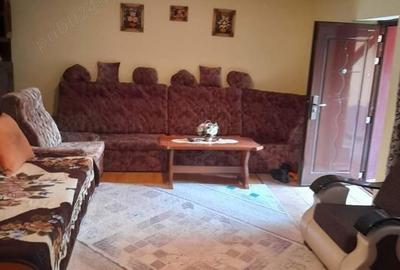 Casă cu 4 camere în Gârliște - 4