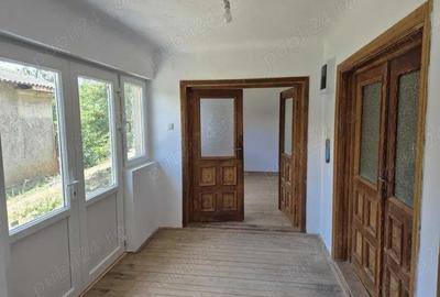 Casă cu 4 camere în Valea Dragului - 7