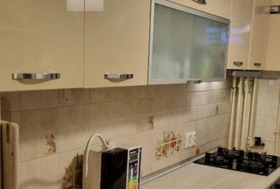 Apartament cu 2 camere decomandat în Fizicienilor - 3