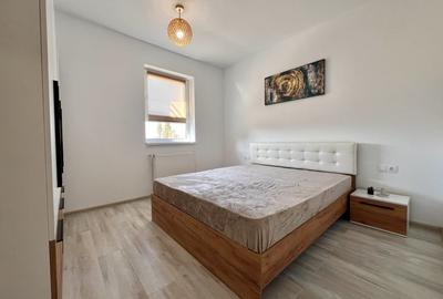 Apartament cu 2 camere semidecomandat, mobilat în Tractorul - 9