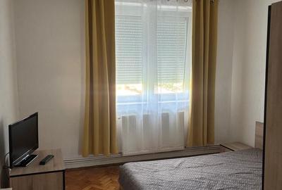 Apartament cu 3 camere semidecomandat în Central - 5