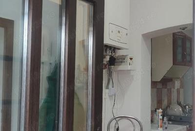 Casă cu Teren 250 Mp în Central - 10