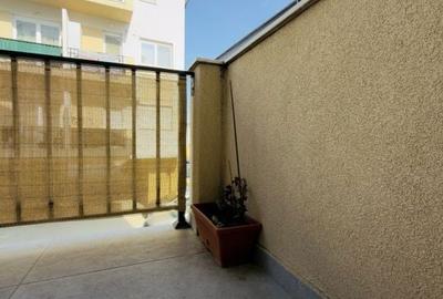 Apartament cu 3 camere decomandat în Central - 1