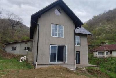 Casă cu 3 camere în Central - 7