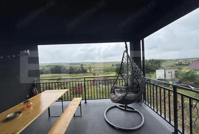 Casa moderna cu elemente traditionale , 306 mp utili , 2500 mp teren , Moara - 14