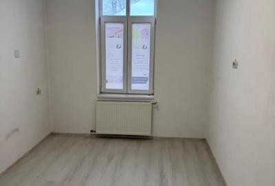 Spațiu comercial, de 65 mp, în Bartolomeu - 2