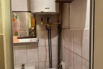 Garsonieră decomandată în Podu Roș