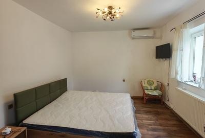 Casă individuală cu 3 camere cu Canalizare în Universitate - 2